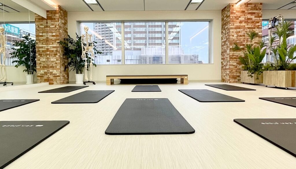 zen place pilates武蔵小杉スタジオのマットピラティス用スタジオ